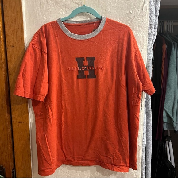 Tommy Hilfiger red orange and Gray Short Sleeve Tee Casual Cotton - Picture 2 of 4